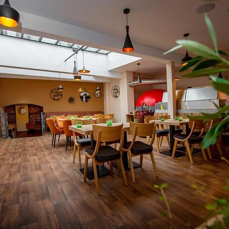Apartmany Pisek エクステリア 写真