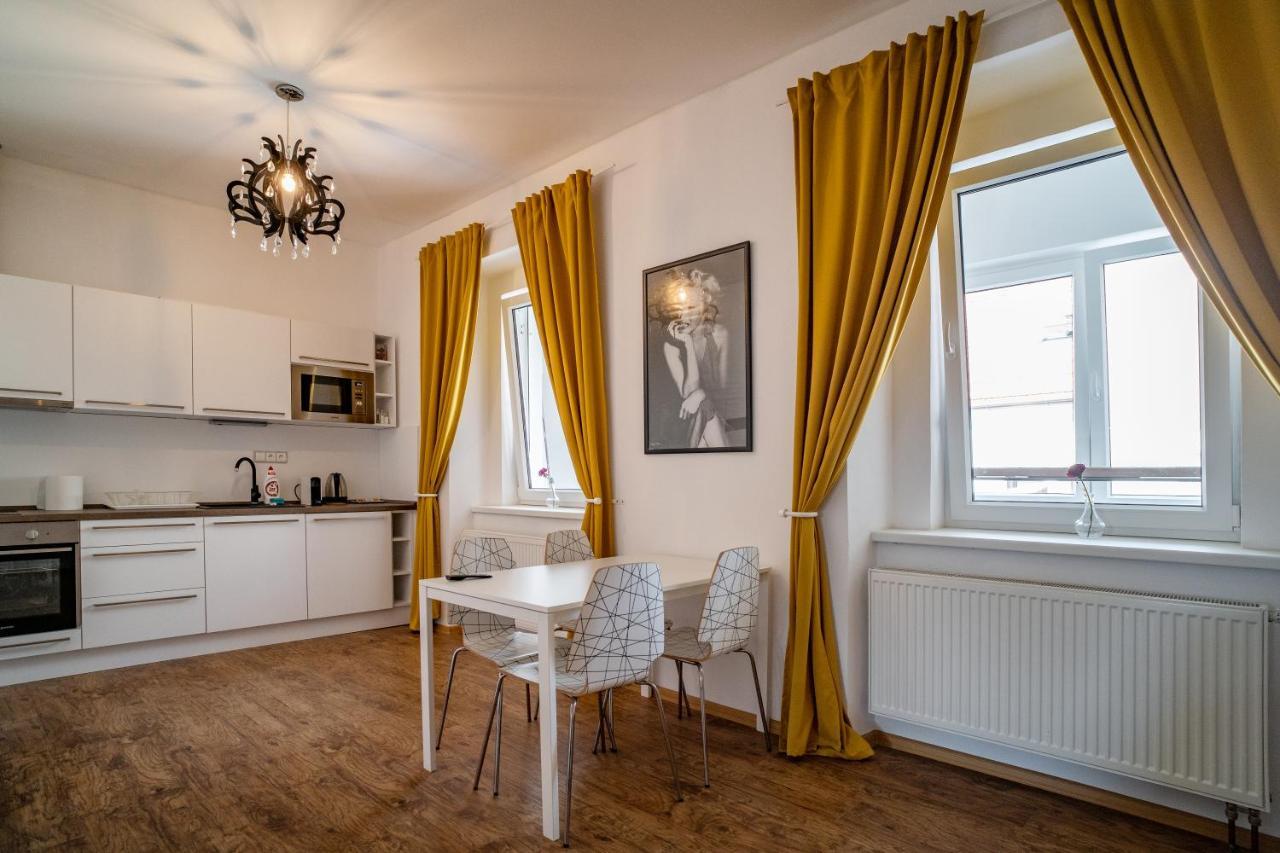 Apartmany Pisek エクステリア 写真